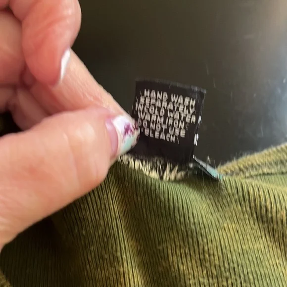 Kathmandu imports long sleeved Sz L - Picture 6 of 6